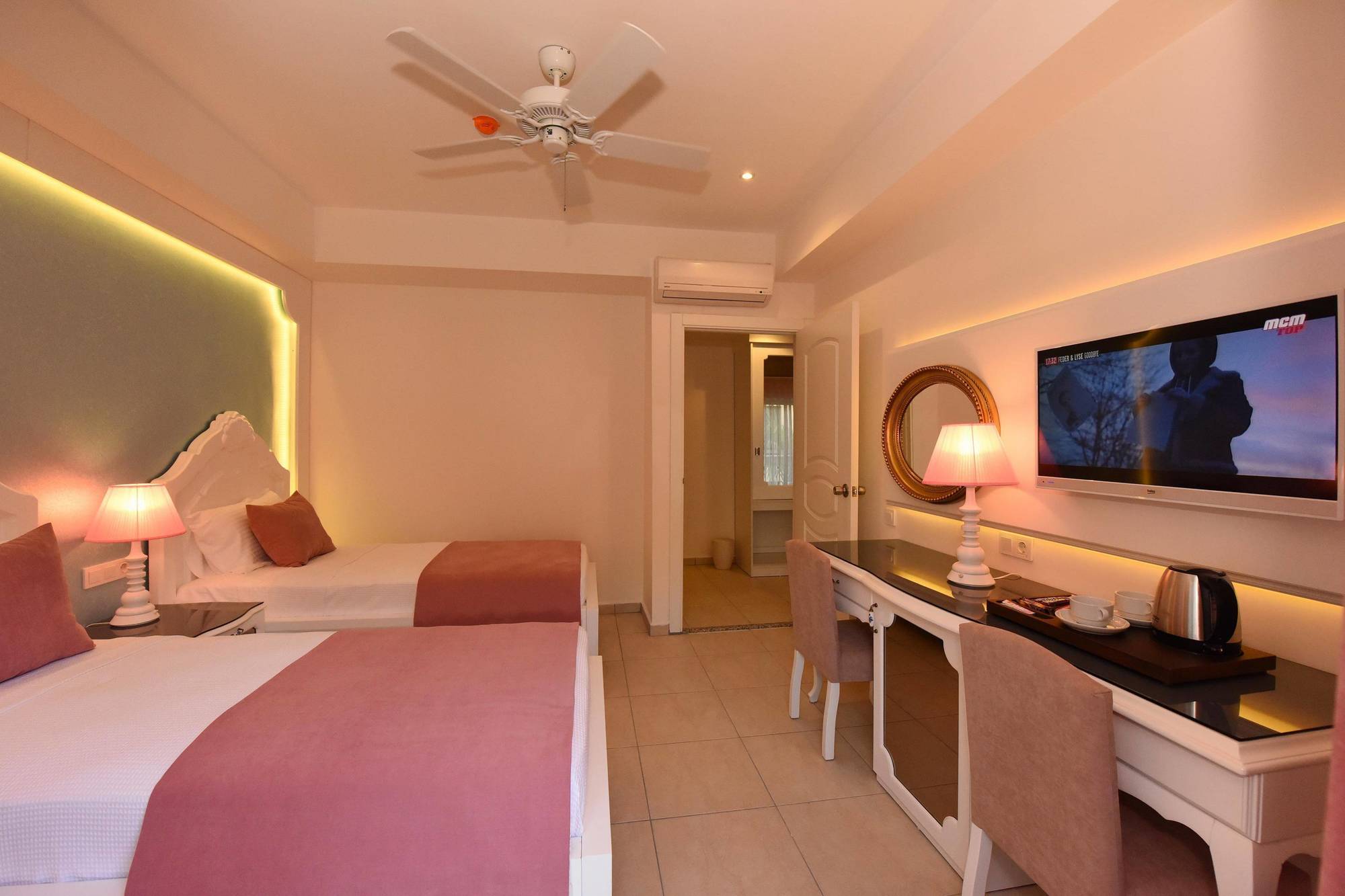 Montebello Deluxe Hotel Oludeniz Eksteriør bilde